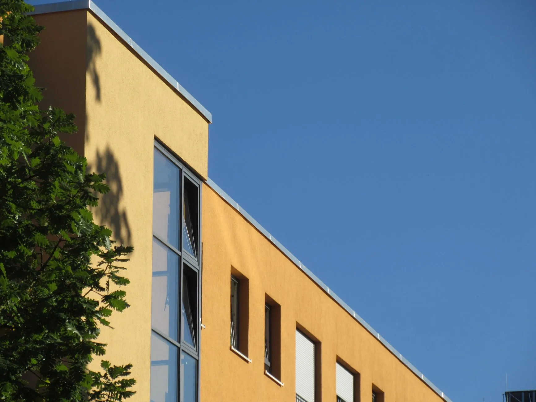 Façade : protection et esthétique — Enveloppe du bâtiment (toiture, façade, isolation) en Beringen